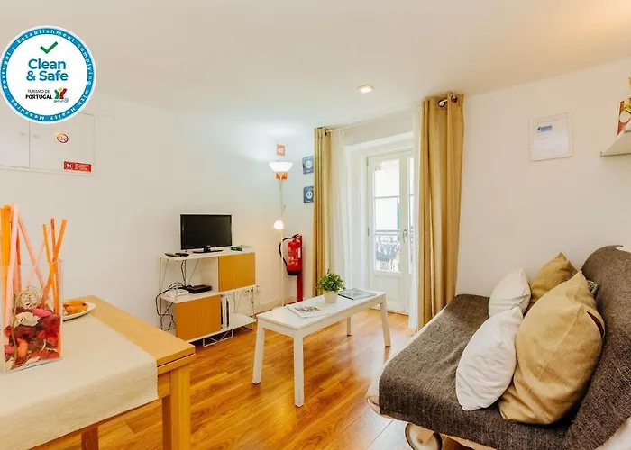 Rent4Rest Bairro Alto Charming 1Bd Apartment