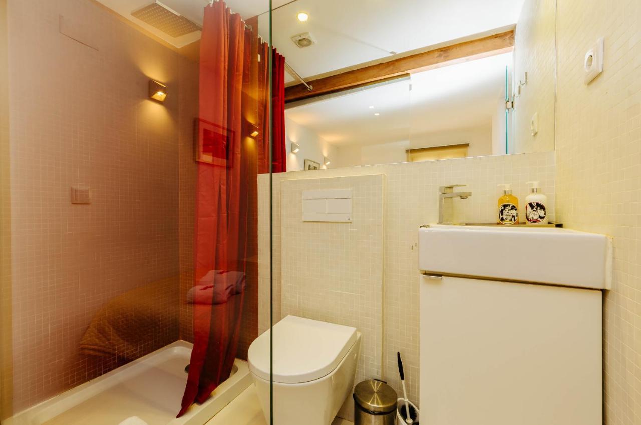 Rent4rest Bairro Alto Charming 1bd Apartamento *