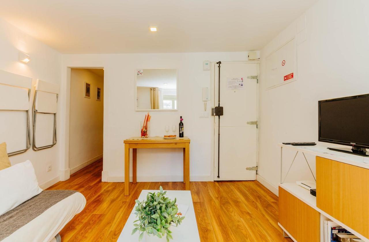 Rent4rest Bairro Alto Charming 1bd * Lisboa